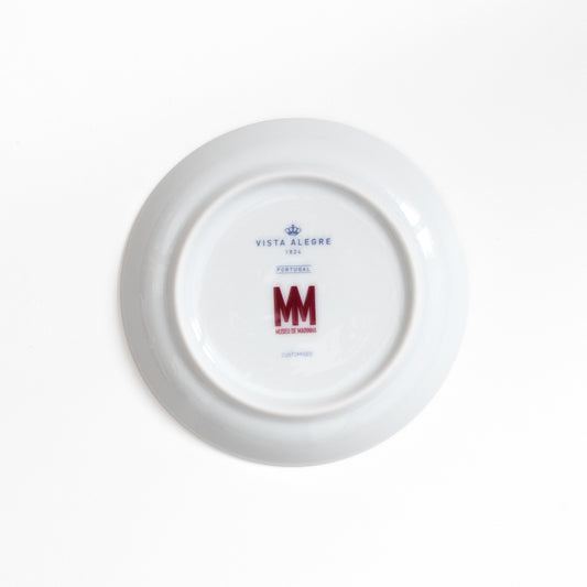 Prato decorativo Rosa dos Ventos da Vista Alegre em porcelana premium com detalhes em filamento dourado brilhante e design cartográfico quinhentista de 9,5 cm.