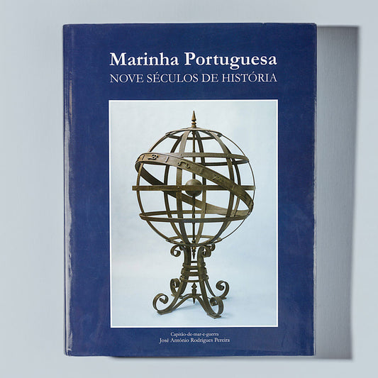 Capa da edição ilustrada do livro Marinha Portuguesa – Nove Séculos de História, de José Rodrigues Pereira. Comissão Cultural de Marinha.