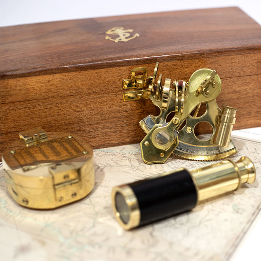 Conjunto de instrumentos de navegação