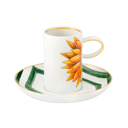 Chávena de café e pires em porcelana Vista Alegre coleção Amazónia com detalhes dourados.