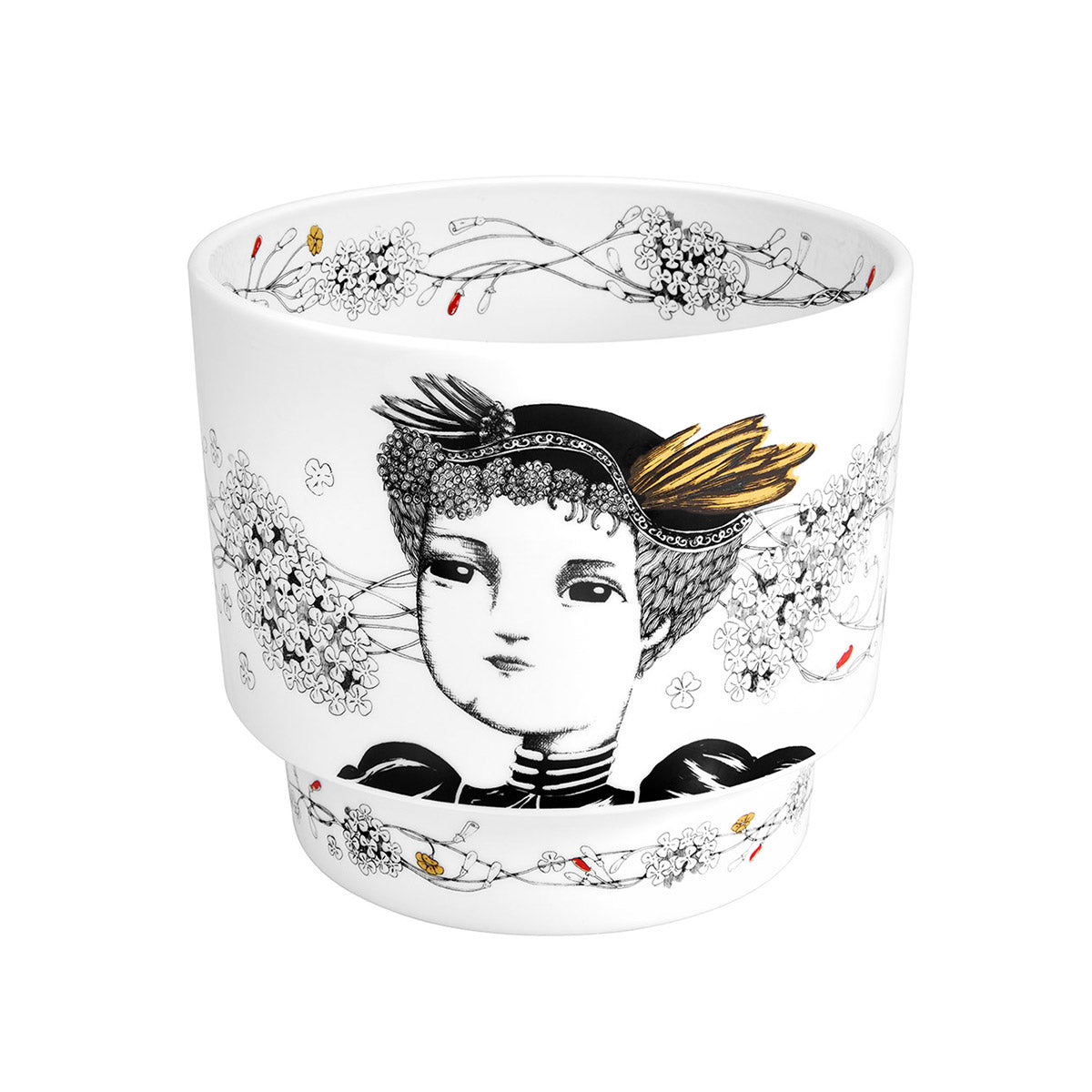 Cachepot em porcelana branca Vista Alegre com ilustração do retrato da Rainha D Amélia.