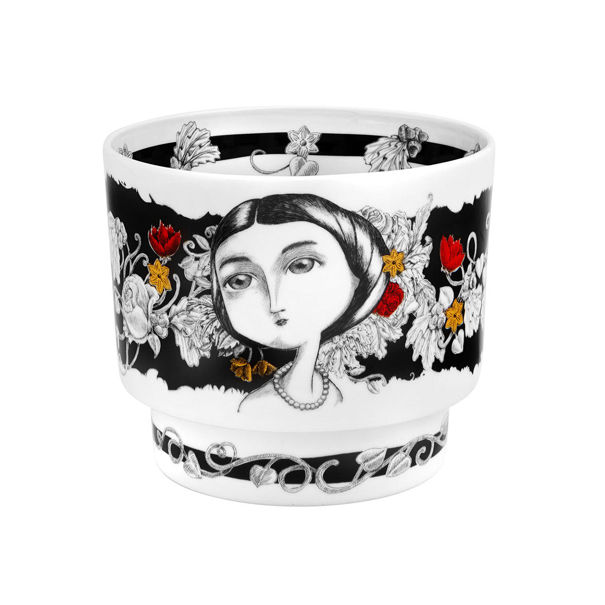 Cachepot em porcelana branca Vista Alegre com ilustração do retrato da Rainha D Estefânia.