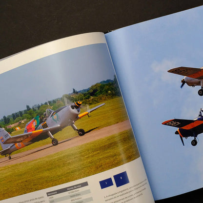 Páginas internas do livro DHC-1 Chipmunk com fotografias coloridas de aviões militares portugueses.
